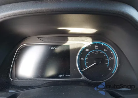 2023 Nissan Leaf Sv Plus 60 Kwh z USA, uszkodzony, nr VIN 1N4CZ1CV0PC557487